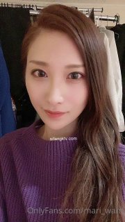 热辣的户外按摩视频中的油和口交快感